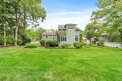 145 Meadowbrook Rd, Needham, MA 02492 - Photo 3