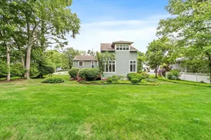 145 Meadowbrook Rd, Needham, MA 02492 - Photo 3