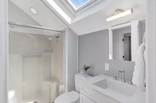 10 Milford St, Hull, MA 02045 - Photo 25