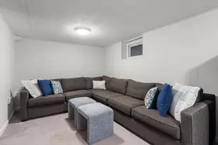21 Madison Rd, Wellesley, MA 02481 - Photo 25