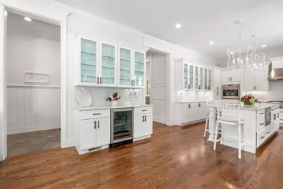 33 Hickory Rd, Wellesley, MA 02482 - Photo 13