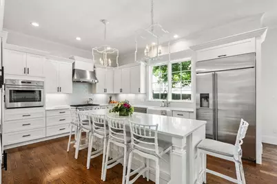 33 Hickory Rd, Wellesley, MA 02482 - Photo 11