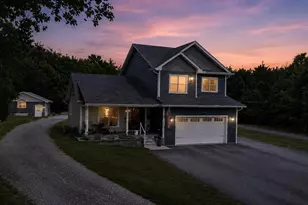 75 Kendall St, Granby, MA 01033 - Photo 1