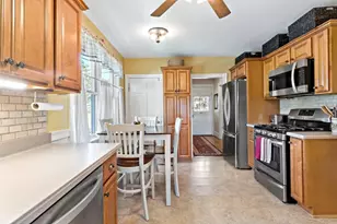 1984 Robeson St, Fall River, MA 02720 - Photo 7