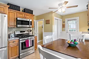1984 Robeson St, Fall River, MA 02720 - Photo 23