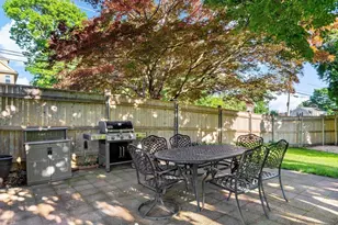 1984 Robeson St, Fall River, MA 02720 - Photo 15