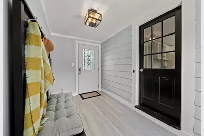4 Sendick Rd, Woburn, MA 01801 - Photo 17