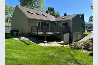 17 Pioneer Drive, Longmeadow, MA 01106 - Photo 5