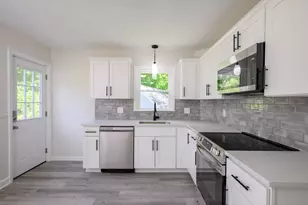 30 Grant St, West Bridgewater, MA 02379 - Photo 7