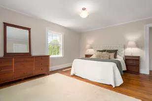 34 Pleasant St, Newton, MA 02465 - Photo 9