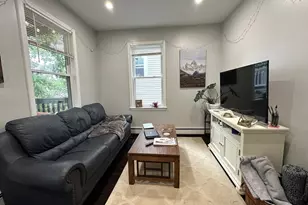 11 Priesing St, Boston, MA 02130 - Photo 5