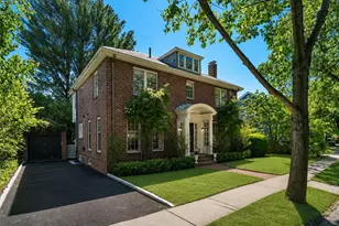 61 Larchwood Dr, Cambridge, MA 02138 - Photo 23