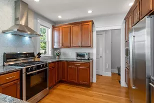 110 Medford St, Arlington, MA 02474 - Photo 13