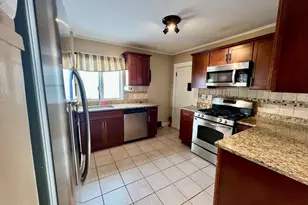 20 Washington Ave, Waltham, MA 02453 - Photo 3