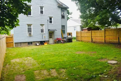 50-52 Balis St, Springfield, MA 01109 - Photo 7