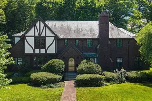 518 Newton St, Brookline, MA 02467 - Photo 41