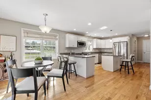 1016 Whipple Rd, Tewksbury, MA 01876 - Photo 15
