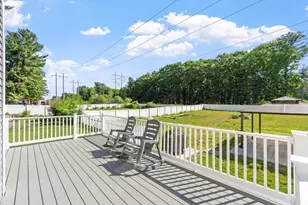 1016 Whipple Rd, Tewksbury, MA 01876 - Photo 9