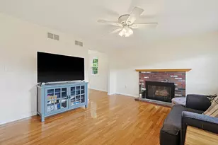 9 Paula Rd, Milford, MA 01757 - Photo 3
