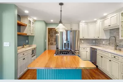22 Floret Circle #22, Hingham, MA 02043 - Photo 13