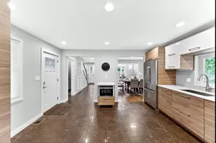 142 Edinboro St, Newton, MA 02460 - Photo 7