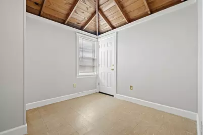 14 Vermont St #B, Salisbury, MA 01952 - Photo 11
