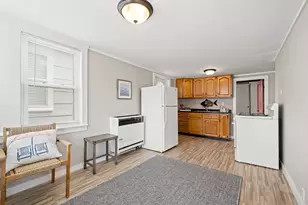 14 Vermont St, Salisbury, MA 01952 - Photo 3