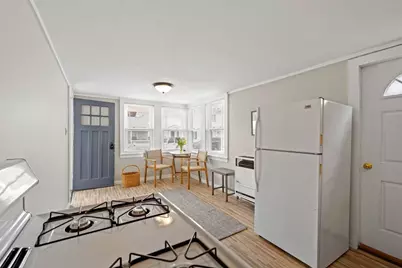 14 Vermont St #B, Salisbury, MA 01952 - Photo 7