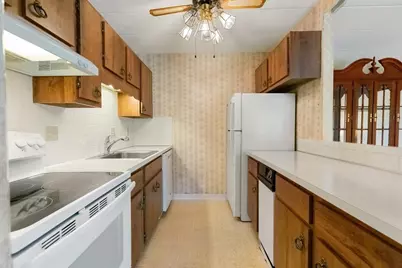 235 Winthrop St. #4405, Medford, MA 02155 - Photo 11