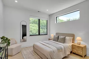 1242 Beacon St, Newton, MA 02468 - Photo 19
