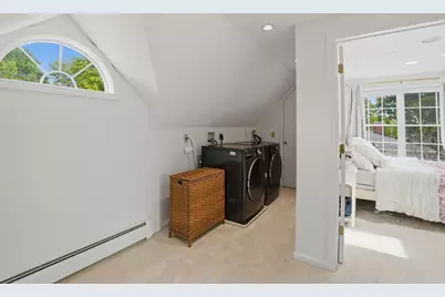 18 Sunset Dr, Millbury, MA 01527 - Photo 27