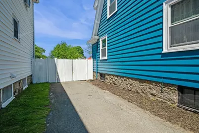 153 Lynn St, Peabody, MA 01960 - Photo 33