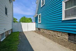153 Lynn St, Peabody, MA 01960 - Photo 33