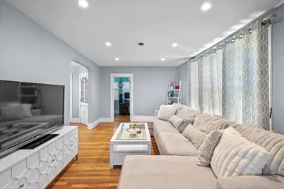 153 Lynn St, Peabody, MA 01960 - Photo 9