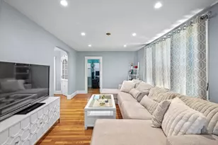 153 Lynn St, Peabody, MA 01960 - Photo 9