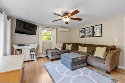 1417 Massachusetts Ave, Lunenburg, MA 01462 - Photo 3