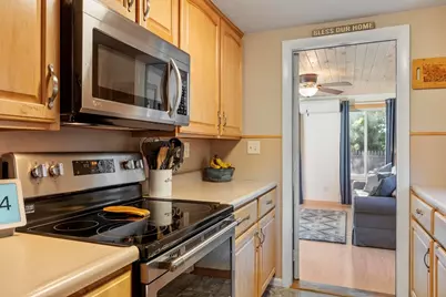 1417 Massachusetts Ave, Lunenburg, MA 01462 - Photo 9
