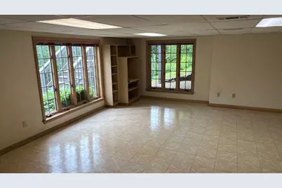 34 Leahey Ave, South Hadley, MA 01075 - Photo 31