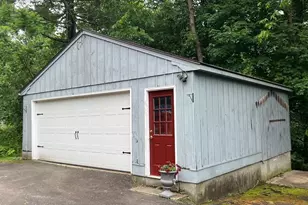 34 Leahey Ave, South Hadley, MA 01075 - Photo 9