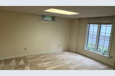 34 Leahey Ave, South Hadley, MA 01075 - Photo 29