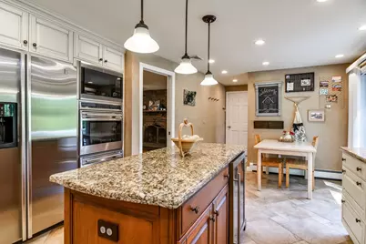 92 Flanagan Drive, Framingham, MA 01701 - Photo 9
