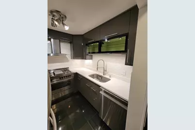 33 Pond Ave #924, Brookline, MA 02445 - Photo 7