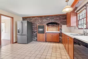 33 Kane Dr, Marlborough, MA 01752 - Photo 9