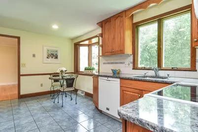 19 Swanson Road, Framingham, MA 01701 - Photo 9