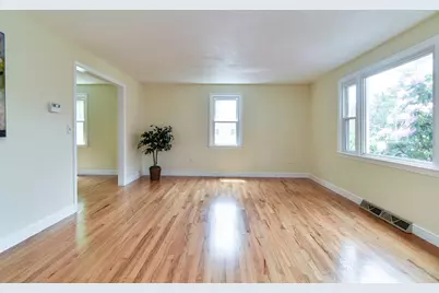 19 Swanson Road, Framingham, MA 01701 - Photo 5