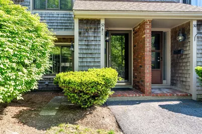 32 Townhouse Terrace #32, Barnstable, MA 02601 - Photo 3