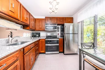 32 Townhouse Terrace #32, Barnstable, MA 02601 - Photo 9