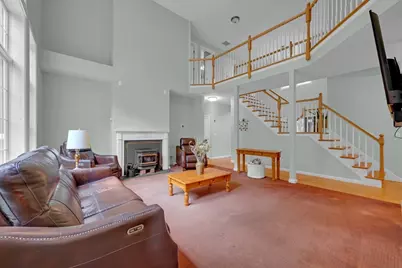 16 Lindsey Ln, Charlton, MA 01507 - Photo 7
