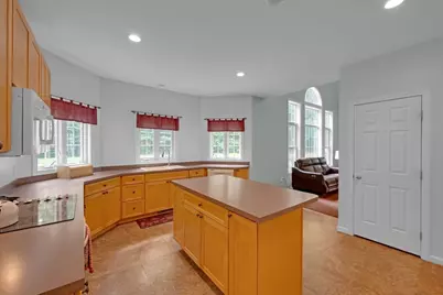 16 Lindsey Ln, Charlton, MA 01507 - Photo 5