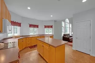 16 Lindsey Ln, Charlton, MA 01507 - Photo 5